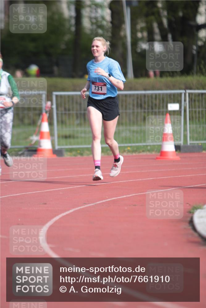 13.04.2025 - Hammer Lauf A. Gomolzig http://msf.ph/oto/7661910 13.04.2025 10:53:10 Ziel 731, 733 meine-sportfotos.de