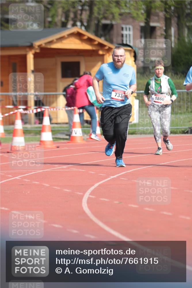13.04.2025 - Hammer Lauf A. Gomolzig http://msf.ph/oto/7661915 13.04.2025 10:53:12 Ziel 731, 733, 1860 meine-sportfotos.de