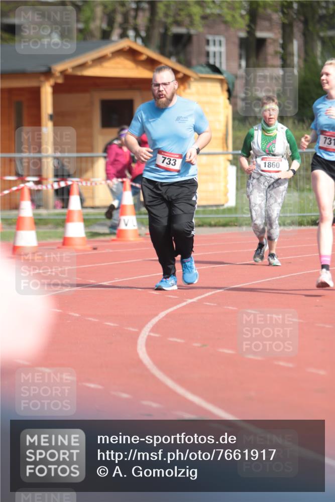 13.04.2025 - Hammer Lauf A. Gomolzig http://msf.ph/oto/7661917 13.04.2025 10:53:12 Ziel 731, 733, 1860 meine-sportfotos.de