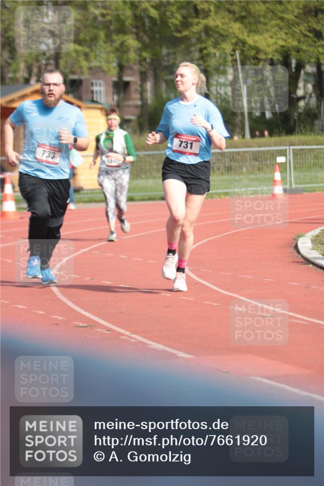 13.04.2025 - Hammer Lauf A. Gomolzig http://msf.ph/oto/7661920 13.04.2025 10:53:14 Ziel 731, 733, 1860 meine-sportfotos.de