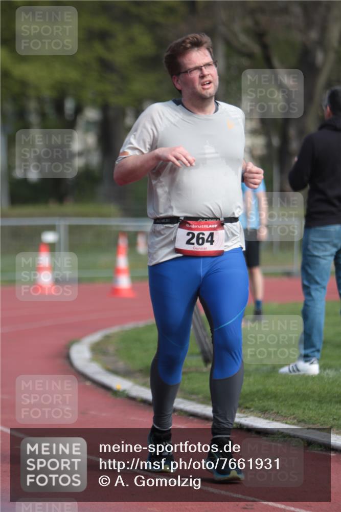 13.04.2025 - Hammer Lauf A. Gomolzig http://msf.ph/oto/7661931 13.04.2025 10:53:32 Ziel 264, 717 meine-sportfotos.de