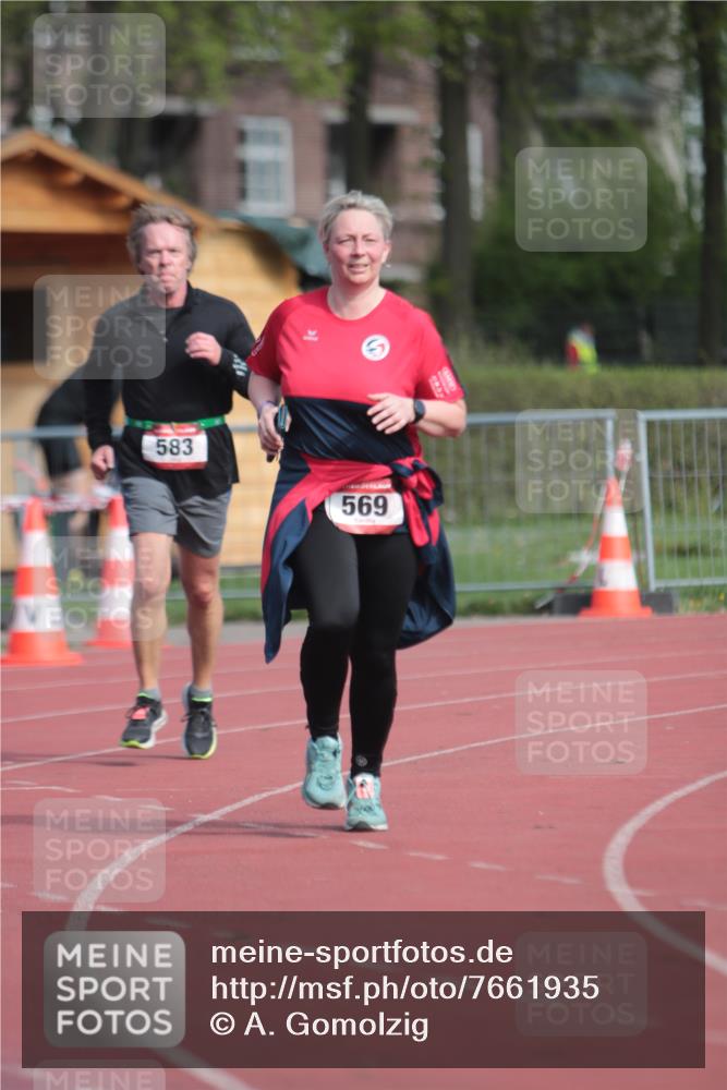 13.04.2025 - Hammer Lauf A. Gomolzig http://msf.ph/oto/7661935 13.04.2025 10:53:41 Ziel 569, 583 meine-sportfotos.de