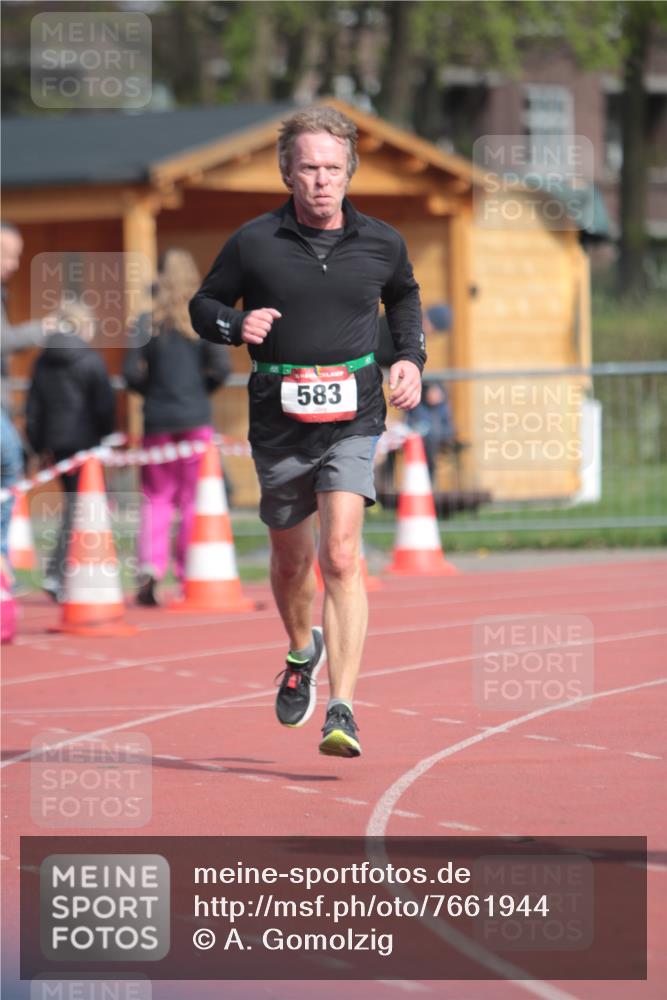 13.04.2025 - Hammer Lauf A. Gomolzig http://msf.ph/oto/7661944 13.04.2025 10:53:43 Ziel 569, 583 meine-sportfotos.de