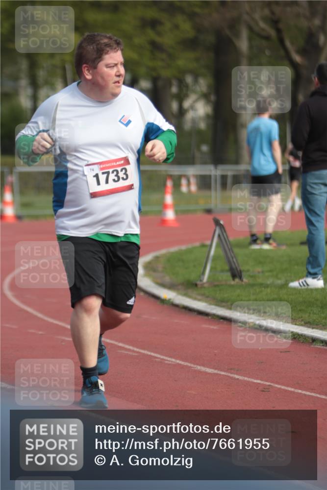 13.04.2025 - Hammer Lauf A. Gomolzig http://msf.ph/oto/7661955 13.04.2025 10:54:02 Ziel 419, 1733 meine-sportfotos.de