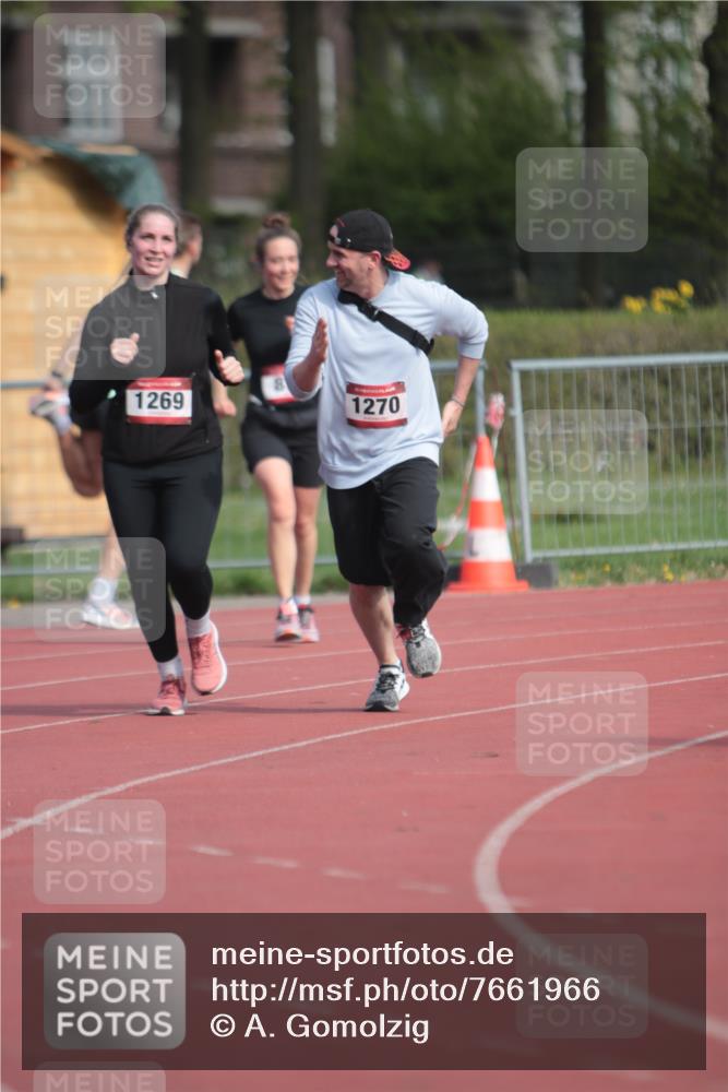 13.04.2025 - Hammer Lauf A. Gomolzig http://msf.ph/oto/7661966 13.04.2025 10:54:21 Ziel 871, 1269, 1270 meine-sportfotos.de