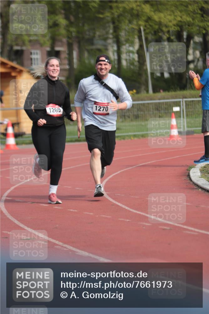 13.04.2025 - Hammer Lauf A. Gomolzig http://msf.ph/oto/7661973 13.04.2025 10:54:24 Ziel 871, 1269, 1270 meine-sportfotos.de