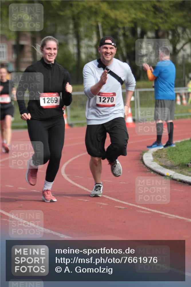 13.04.2025 - Hammer Lauf A. Gomolzig http://msf.ph/oto/7661976 13.04.2025 10:54:24 Ziel 871, 1269, 1270 meine-sportfotos.de
