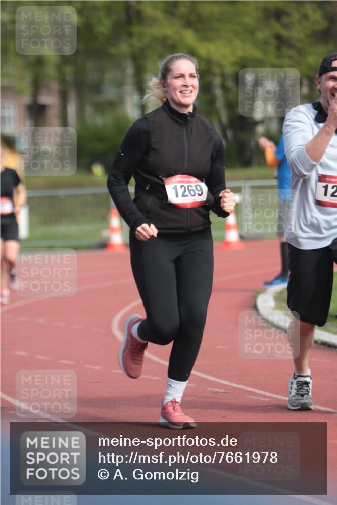 13.04.2025 - Hammer Lauf A. Gomolzig http://msf.ph/oto/7661978 13.04.2025 10:54:25 Ziel 871 meine-sportfotos.de