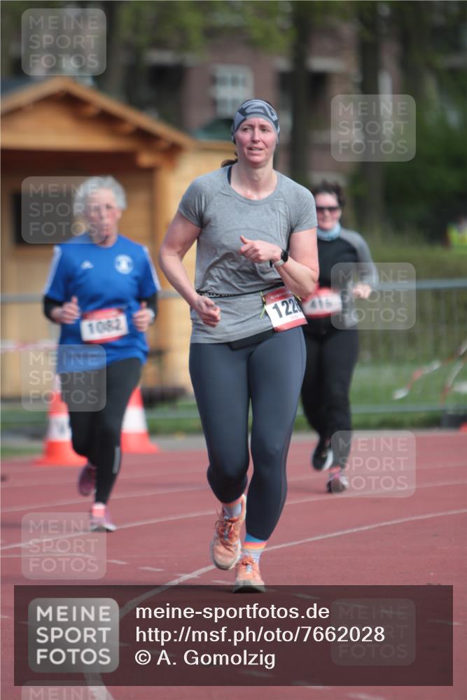 13.04.2025 - Hammer Lauf A. Gomolzig http://msf.ph/oto/7662028 13.04.2025 10:55:33 Ziel 415, 1082, 1226 meine-sportfotos.de