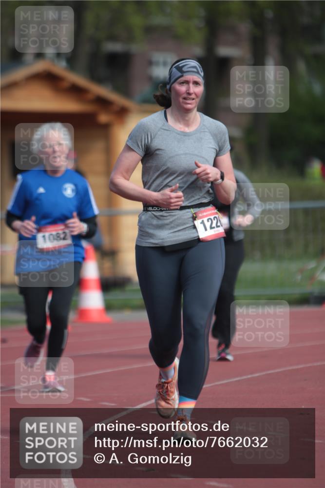 13.04.2025 - Hammer Lauf A. Gomolzig http://msf.ph/oto/7662032 13.04.2025 10:55:34 Ziel 415, 1082, 1226 meine-sportfotos.de