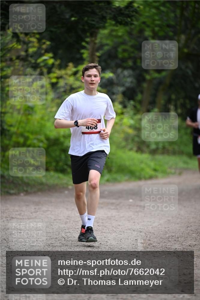 13.04.2025 - Hammer Lauf Dr. Thomas Lammeyer http://msf.ph/oto/7662042 13.04.2025 11:28:31 Laufen 408 meine-sportfotos.de