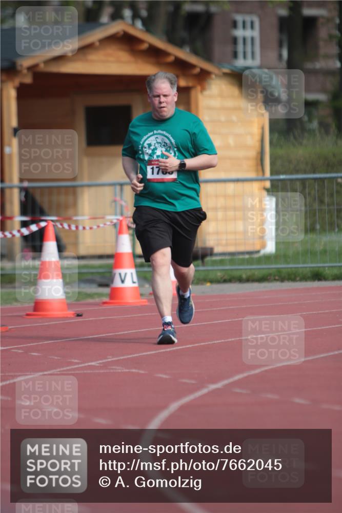 13.04.2025 - Hammer Lauf A. Gomolzig http://msf.ph/oto/7662045 13.04.2025 10:55:43 Ziel 1011 meine-sportfotos.de