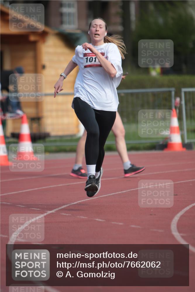 13.04.2025 - Hammer Lauf A. Gomolzig http://msf.ph/oto/7662062 13.04.2025 10:55:51 Ziel 1011 meine-sportfotos.de