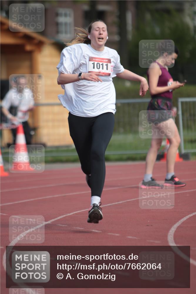13.04.2025 - Hammer Lauf A. Gomolzig http://msf.ph/oto/7662064 13.04.2025 10:55:51 Ziel 1011 meine-sportfotos.de