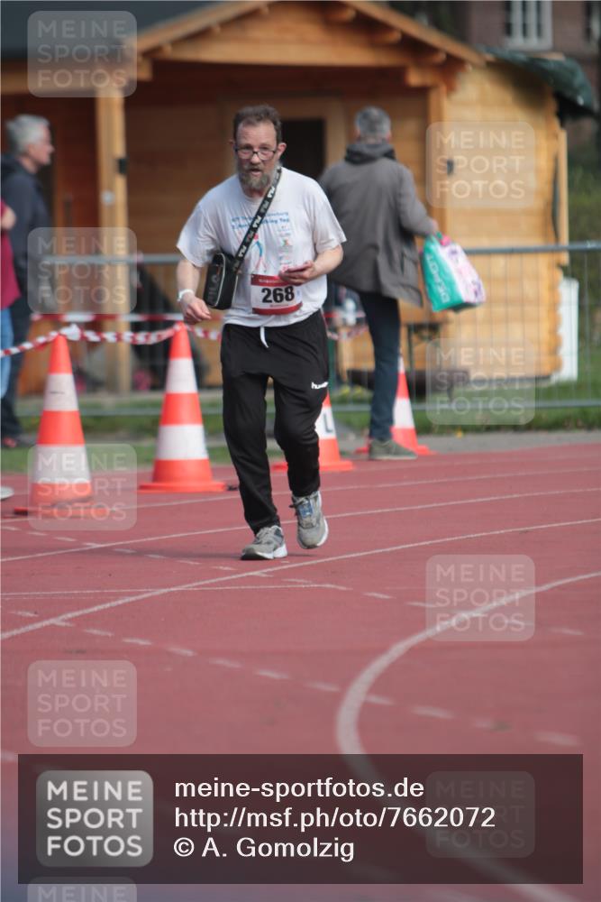 13.04.2025 - Hammer Lauf A. Gomolzig http://msf.ph/oto/7662072 13.04.2025 10:55:57 Ziel 268 meine-sportfotos.de