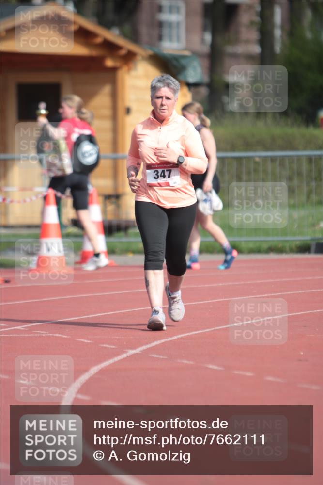 13.04.2025 - Hammer Lauf A. Gomolzig http://msf.ph/oto/7662111 13.04.2025 10:56:23 Ziel 347 meine-sportfotos.de