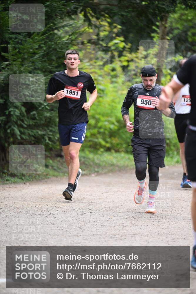 13.04.2025 - Hammer Lauf Dr. Thomas Lammeyer http://msf.ph/oto/7662112 13.04.2025 11:28:38 Laufen 1951, 15, 950, 125 meine-sportfotos.de