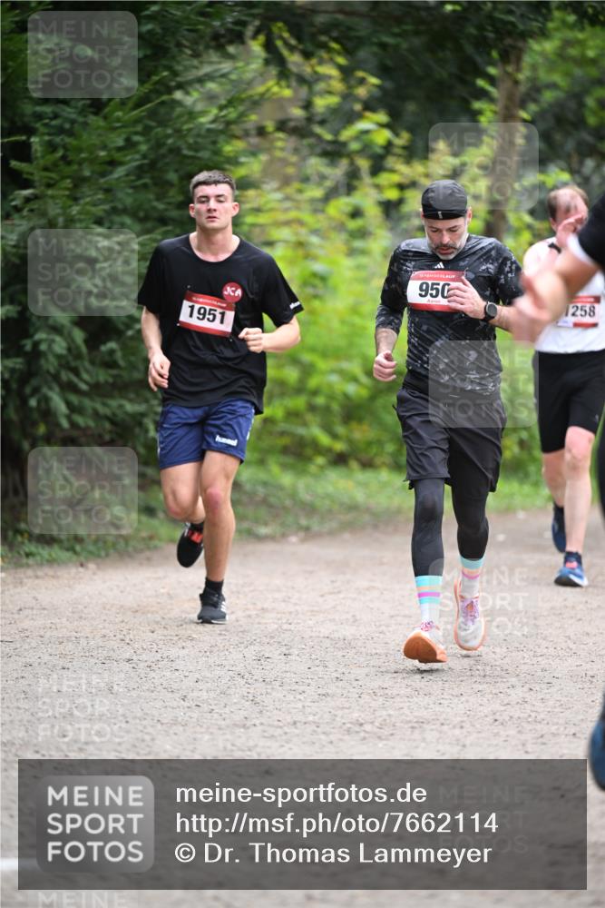 13.04.2025 - Hammer Lauf Dr. Thomas Lammeyer http://msf.ph/oto/7662114 13.04.2025 11:28:38 Laufen 1951, 950, 1258 meine-sportfotos.de