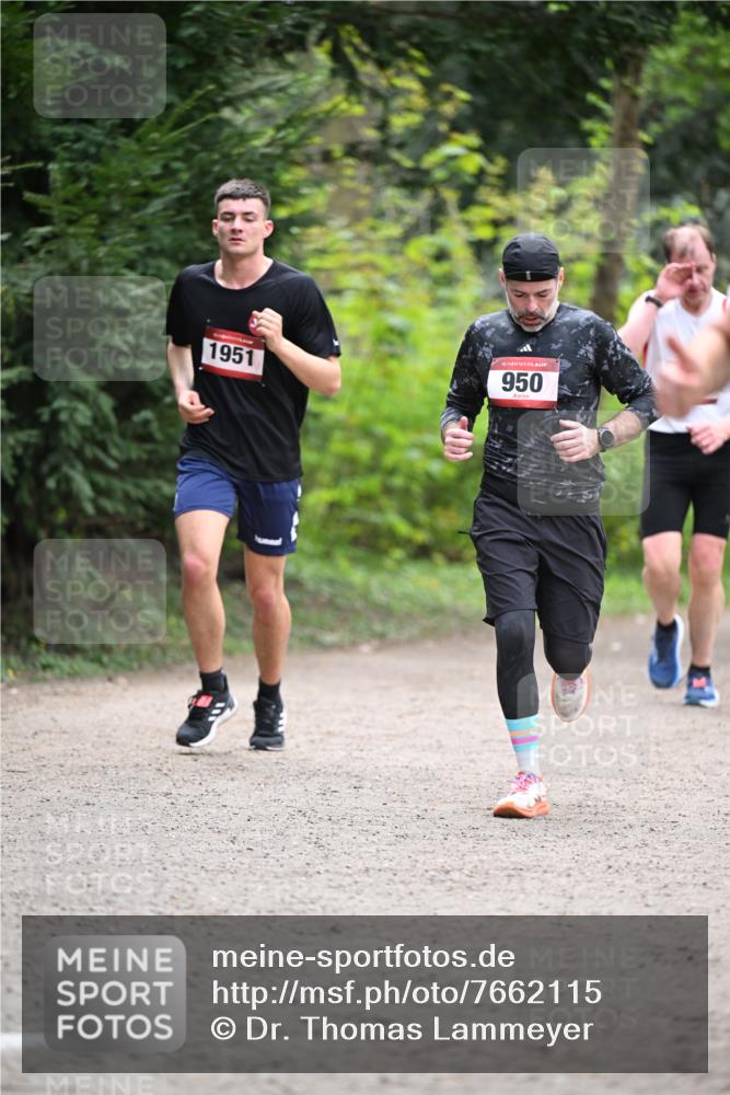 13.04.2025 - Hammer Lauf Dr. Thomas Lammeyer http://msf.ph/oto/7662115 13.04.2025 11:28:38 Laufen 1951, 15, 950 meine-sportfotos.de
