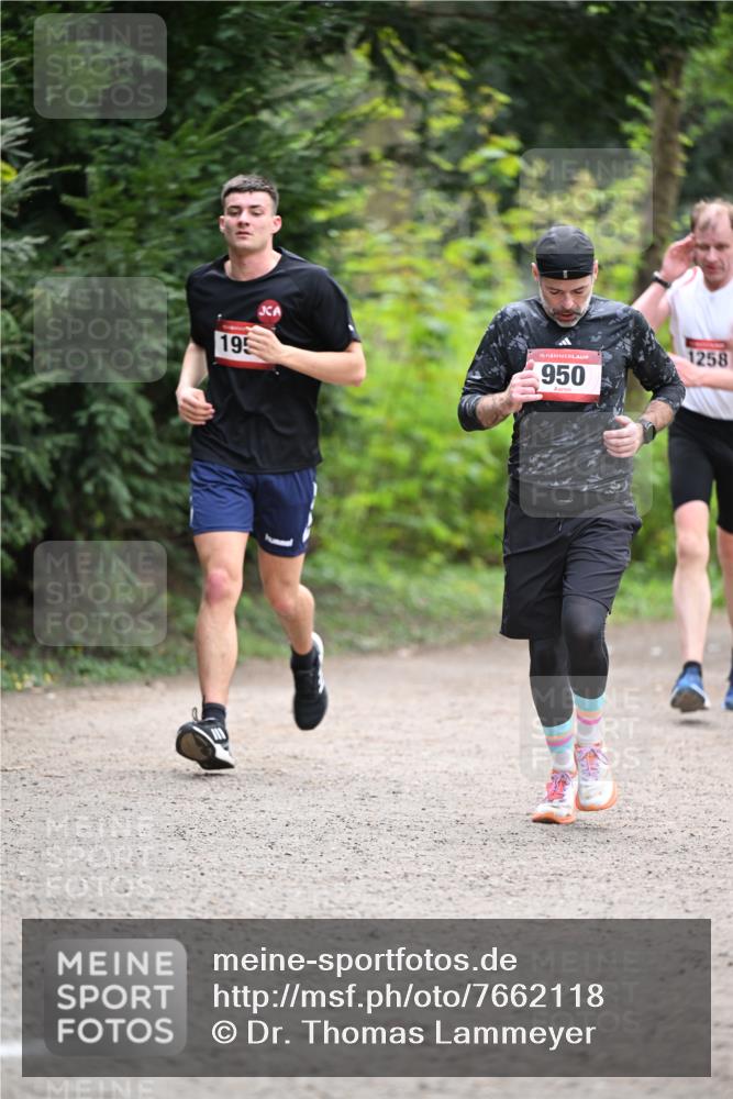 13.04.2025 - Hammer Lauf Dr. Thomas Lammeyer http://msf.ph/oto/7662118 13.04.2025 11:28:38 Laufen 195, 15, 950, 1258 meine-sportfotos.de