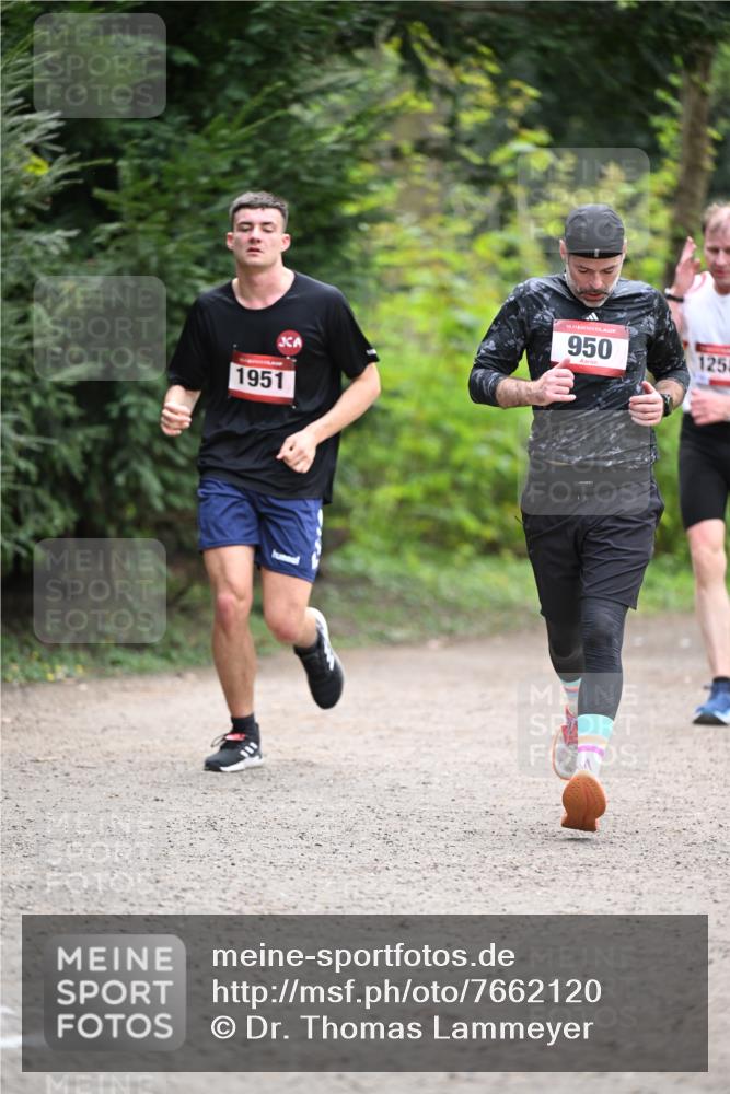 13.04.2025 - Hammer Lauf Dr. Thomas Lammeyer http://msf.ph/oto/7662120 13.04.2025 11:28:38 Laufen 1951, 15, 950, 125 meine-sportfotos.de