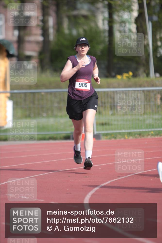 13.04.2025 - Hammer Lauf A. Gomolzig http://msf.ph/oto/7662132 13.04.2025 10:56:37 Ziel 905, 1887 meine-sportfotos.de