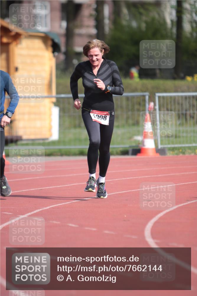 13.04.2025 - Hammer Lauf A. Gomolzig http://msf.ph/oto/7662144 13.04.2025 10:56:49 Ziel 1908, 1910 meine-sportfotos.de