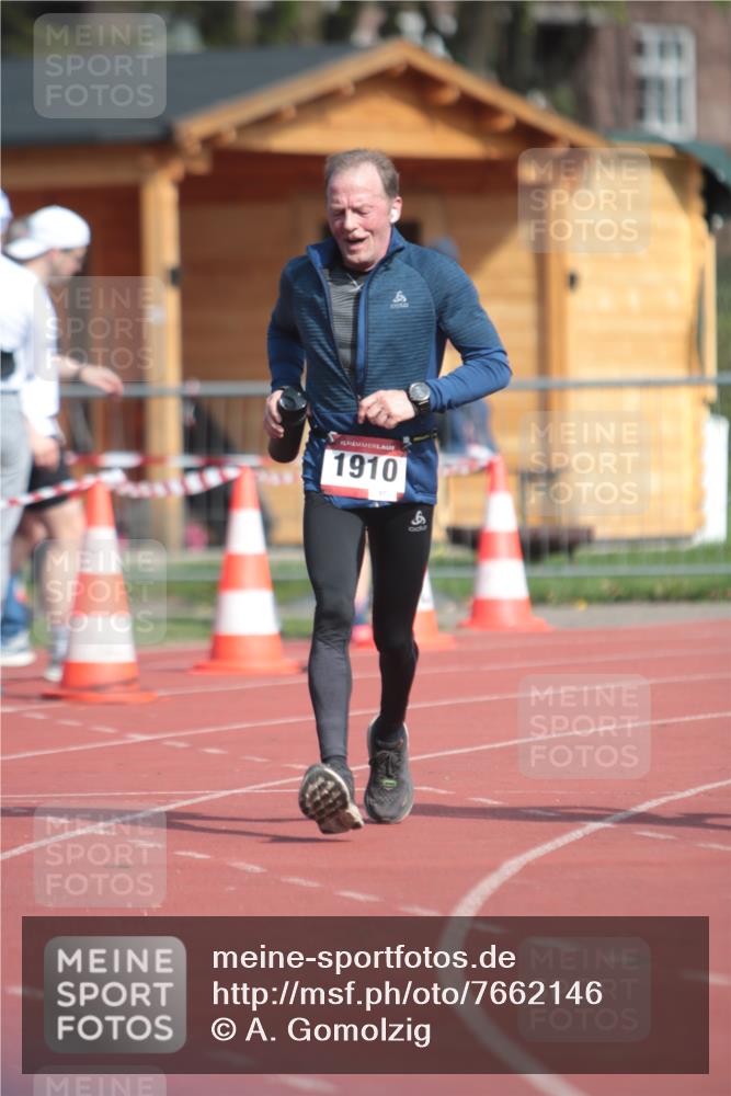 13.04.2025 - Hammer Lauf A. Gomolzig http://msf.ph/oto/7662146 13.04.2025 10:56:50 Ziel 1908, 1910 meine-sportfotos.de