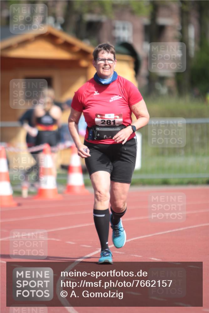 13.04.2025 - Hammer Lauf A. Gomolzig http://msf.ph/oto/7662157 13.04.2025 10:57:04 Ziel 281, 409 meine-sportfotos.de
