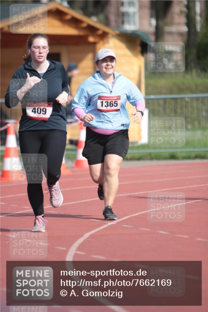13.04.2025 - Hammer Lauf A. Gomolzig http://msf.ph/oto/7662169 13.04.2025 10:57:10 Ziel 409, 703, 1131, 1365 meine-sportfotos.de