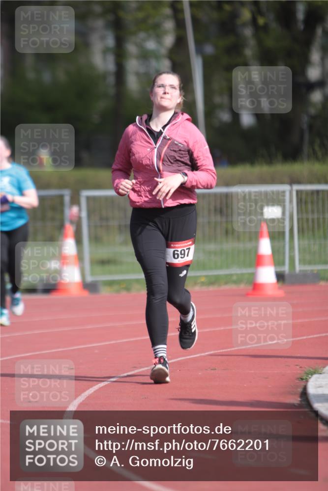 13.04.2025 - Hammer Lauf A. Gomolzig http://msf.ph/oto/7662201 13.04.2025 10:57:44 Ziel 351, 697, 1003 meine-sportfotos.de