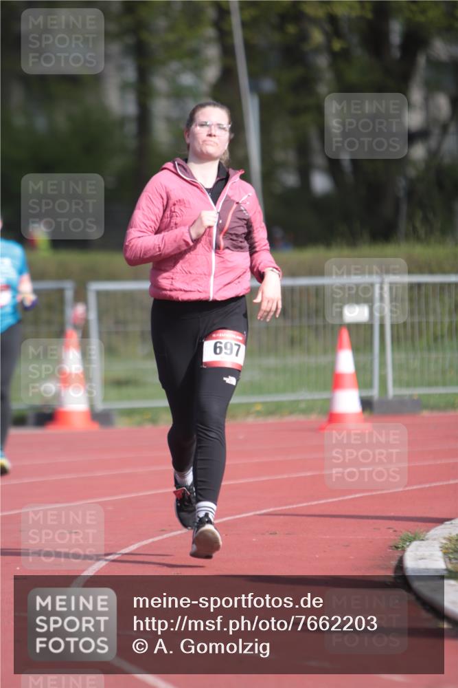 13.04.2025 - Hammer Lauf A. Gomolzig http://msf.ph/oto/7662203 13.04.2025 10:57:45 Ziel 351, 697, 1003 meine-sportfotos.de