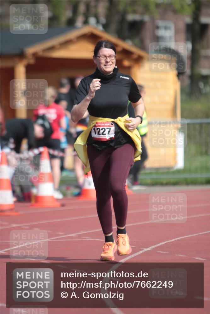 13.04.2025 - Hammer Lauf A. Gomolzig http://msf.ph/oto/7662249 13.04.2025 10:58:25 Ziel 1227 meine-sportfotos.de