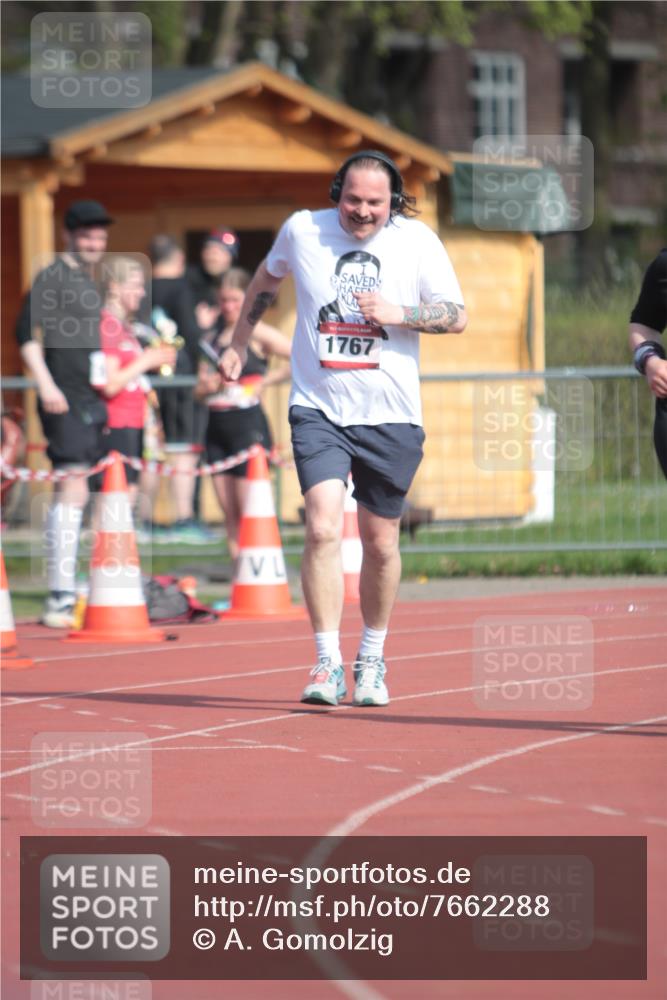 13.04.2025 - Hammer Lauf A. Gomolzig http://msf.ph/oto/7662288 13.04.2025 10:59:19 Ziel 868, 1767 meine-sportfotos.de