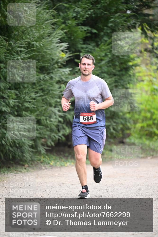 13.04.2025 - Hammer Lauf Dr. Thomas Lammeyer http://msf.ph/oto/7662299 13.04.2025 11:29:11 Laufen 15, 588 meine-sportfotos.de