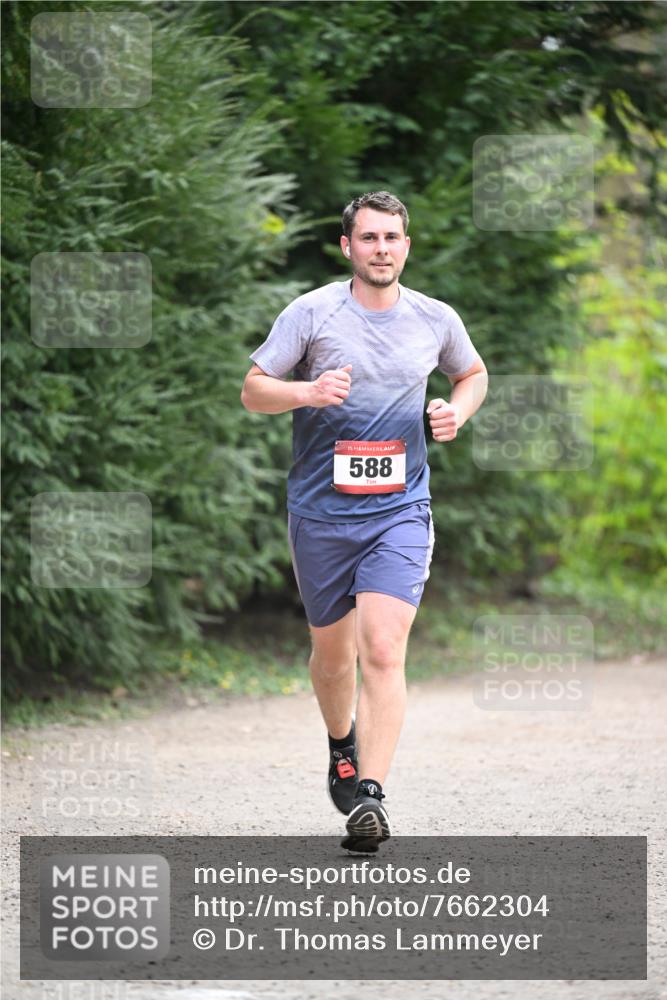 13.04.2025 - Hammer Lauf Dr. Thomas Lammeyer http://msf.ph/oto/7662304 13.04.2025 11:29:12 Laufen 15, 588 meine-sportfotos.de