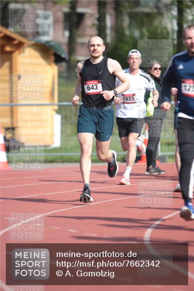 13.04.2025 - Hammer Lauf A. Gomolzig http://msf.ph/oto/7662342 13.04.2025 11:00:32 Ziel 12, 14, 112, 133, 227, 233, 306, 312, 475, 483, 485, 492, 493, 559, 588, 601, 609, 628, 643, 670, 730, 986, 995, 1028, 1044, 1049, 1139, 1173, 1174, 1257, 1303, 1371, 1727, 1783, 1804, 1835, 1837, 1923, 1937, 1958, 1965 meine-sportfotos.de
