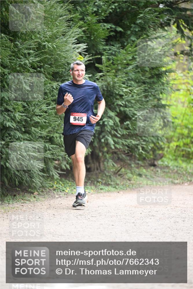 13.04.2025 - Hammer Lauf Dr. Thomas Lammeyer http://msf.ph/oto/7662343 13.04.2025 11:29:16 Laufen 945 meine-sportfotos.de