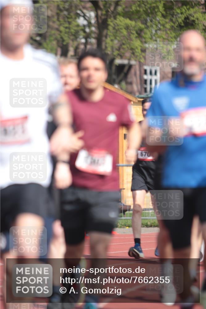 13.04.2025 - Hammer Lauf A. Gomolzig http://msf.ph/oto/7662355 13.04.2025 11:00:36 Ziel 12, 14, 18, 112, 188, 218, 221, 227, 233, 306, 312, 322, 468, 475, 483, 485, 492, 493, 559, 588, 601, 609, 628, 654, 670, 730, 945, 950, 986, 995, 1028, 1044, 1049, 1139, 1173, 1174, 1184, 1303, 1371, 1727, 1783, 1804, 1835, 1896, 1923, 1946, 1947, 1965, 1989 meine-sportfotos.de