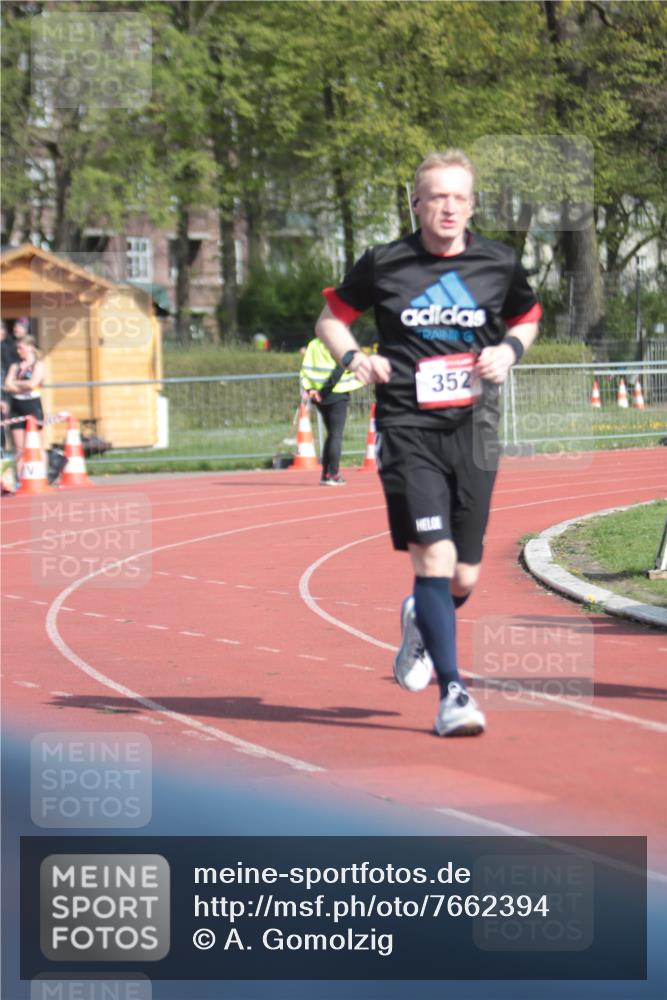 13.04.2025 - Hammer Lauf A. Gomolzig http://msf.ph/oto/7662394 13.04.2025 11:01:18 Ziel 154 meine-sportfotos.de