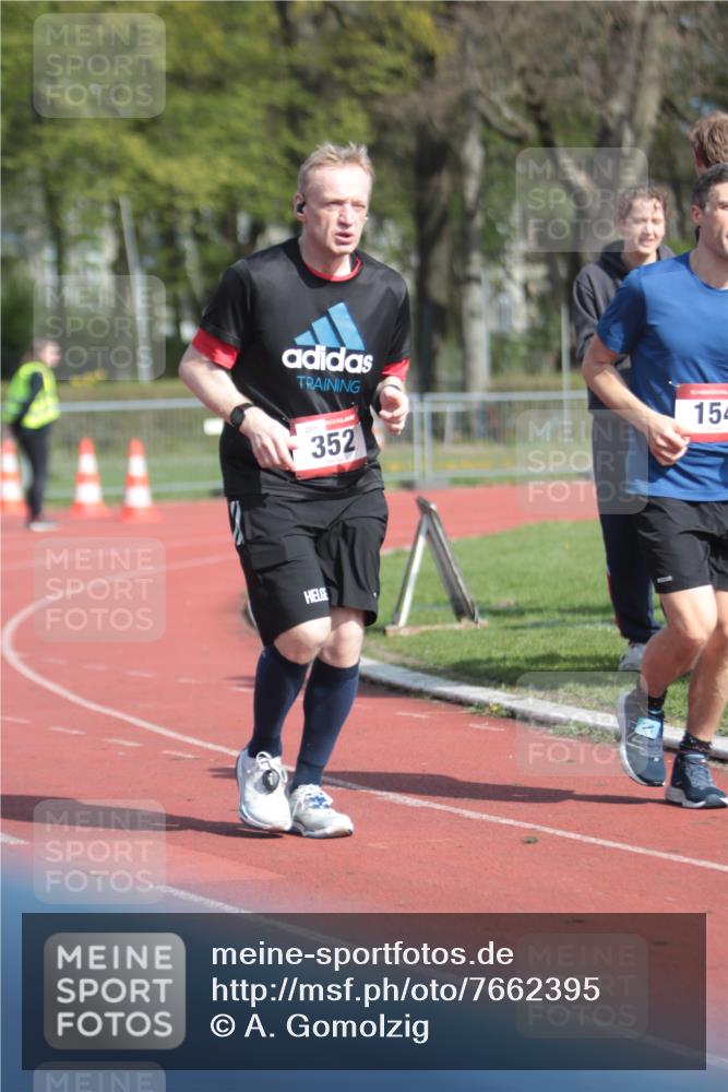 13.04.2025 - Hammer Lauf A. Gomolzig http://msf.ph/oto/7662395 13.04.2025 11:01:18 Ziel 154 meine-sportfotos.de