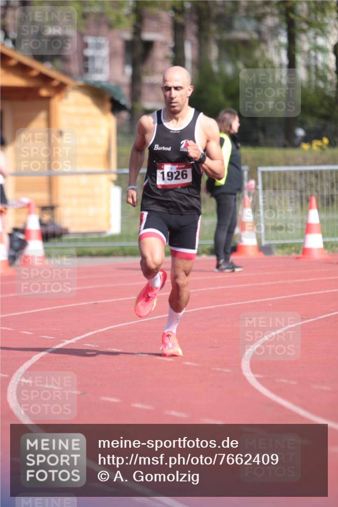 13.04.2025 - Hammer Lauf A. Gomolzig http://msf.ph/oto/7662409 13.04.2025 11:01:44 Ziel 334, 481, 614, 1926, 1948 meine-sportfotos.de