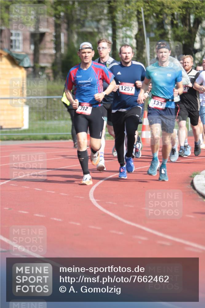 13.04.2025 - Hammer Lauf A. Gomolzig http://msf.ph/oto/7662462 13.04.2025 11:02:13 Ziel 12, 133, 233, 312, 483, 485, 492, 493, 559, 578, 995, 1028, 1044, 1257, 1303, 1727, 1835, 1923, 1965 meine-sportfotos.de