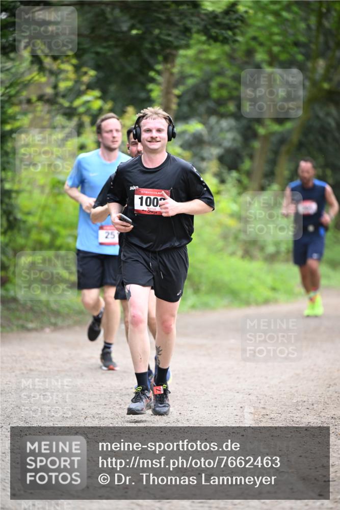 13.04.2025 - Hammer Lauf Dr. Thomas Lammeyer http://msf.ph/oto/7662463 13.04.2025 11:29:32 Laufen 15, 100 meine-sportfotos.de