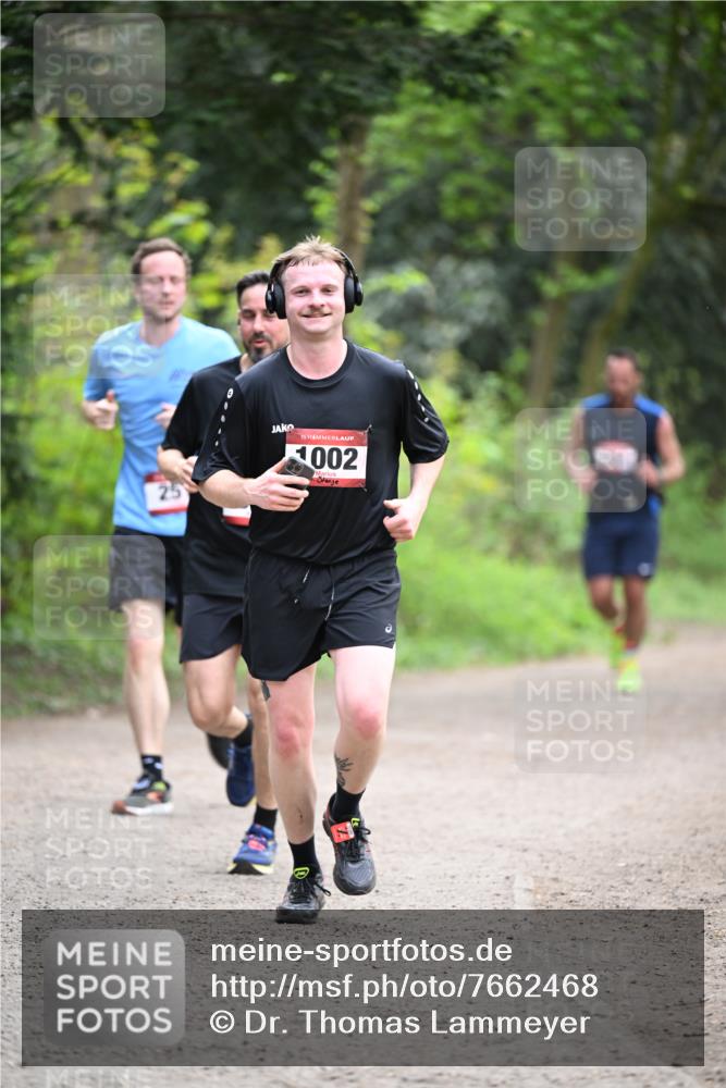 13.04.2025 - Hammer Lauf Dr. Thomas Lammeyer http://msf.ph/oto/7662468 13.04.2025 11:29:33 Laufen 15, 1002, 1 meine-sportfotos.de