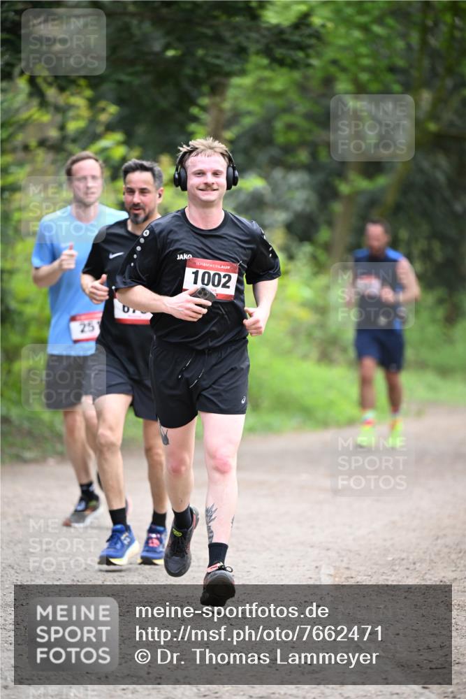 13.04.2025 - Hammer Lauf Dr. Thomas Lammeyer http://msf.ph/oto/7662471 13.04.2025 11:29:33 Laufen 25, 15, 1002 meine-sportfotos.de