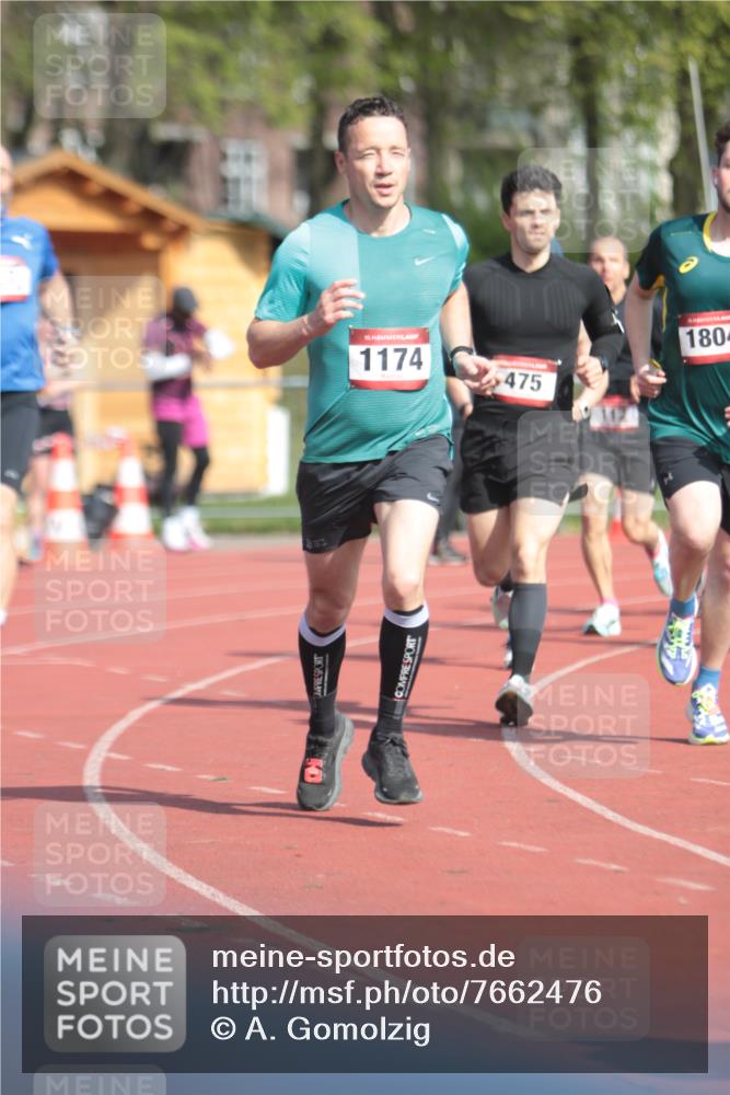 13.04.2025 - Hammer Lauf A. Gomolzig http://msf.ph/oto/7662476 13.04.2025 11:02:23 Ziel 14, 112, 227, 306, 475, 543, 588, 601, 1173, 1174, 1783, 1804 meine-sportfotos.de