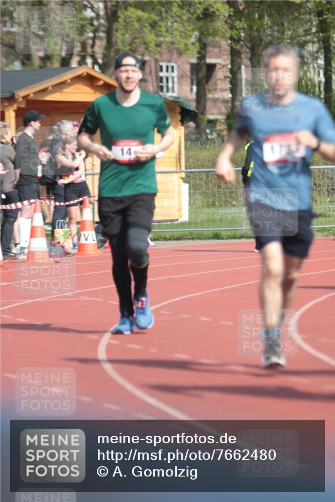 13.04.2025 - Hammer Lauf A. Gomolzig http://msf.ph/oto/7662480 13.04.2025 11:02:27 Ziel 9, 14, 112, 306, 543, 588, 601, 609, 628, 670, 945, 1173, 1184, 1371, 1783, 1940 meine-sportfotos.de