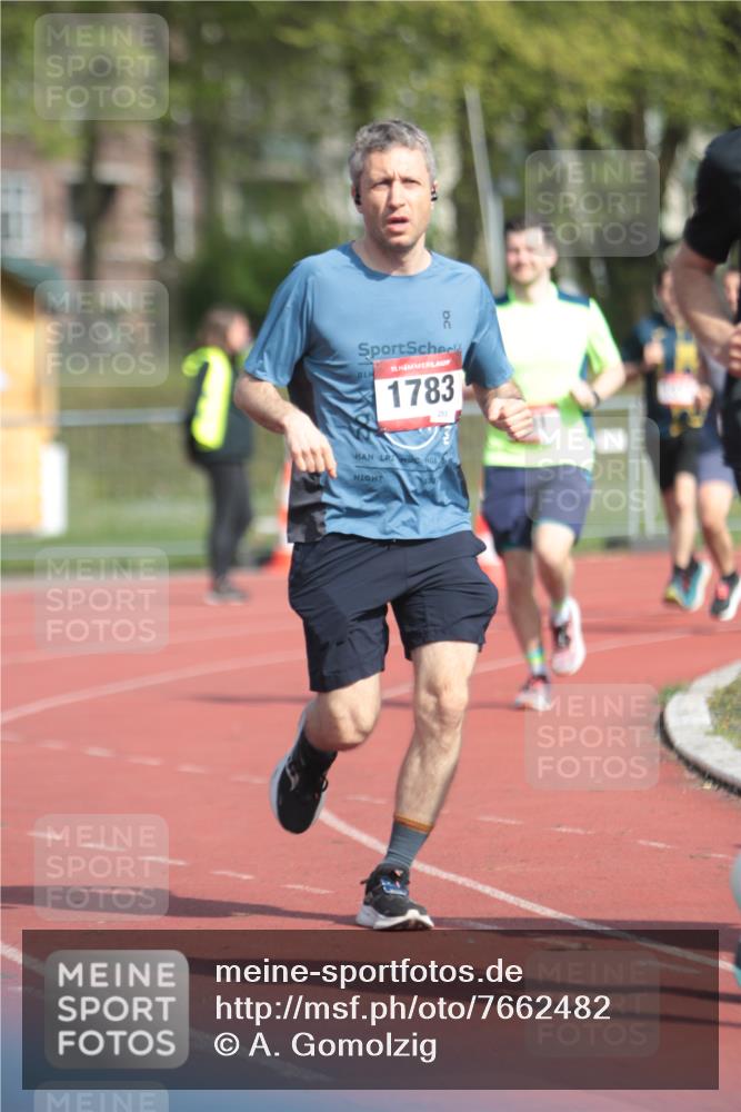 13.04.2025 - Hammer Lauf A. Gomolzig http://msf.ph/oto/7662482 13.04.2025 11:02:27 Ziel 9, 14, 112, 306, 543, 588, 601, 609, 628, 670, 945, 1173, 1184, 1371, 1783, 1940 meine-sportfotos.de