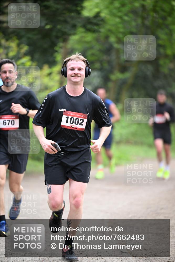 13.04.2025 - Hammer Lauf Dr. Thomas Lammeyer http://msf.ph/oto/7662483 13.04.2025 11:29:33 Laufen 670, 15, 1002 meine-sportfotos.de